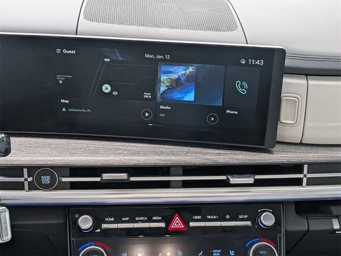 Used 2024 Hyundai Santa Fe Calligraphy image 16