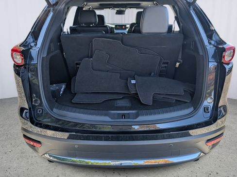 Used 2023 MAZDA CX-9 Grand Touring image 12