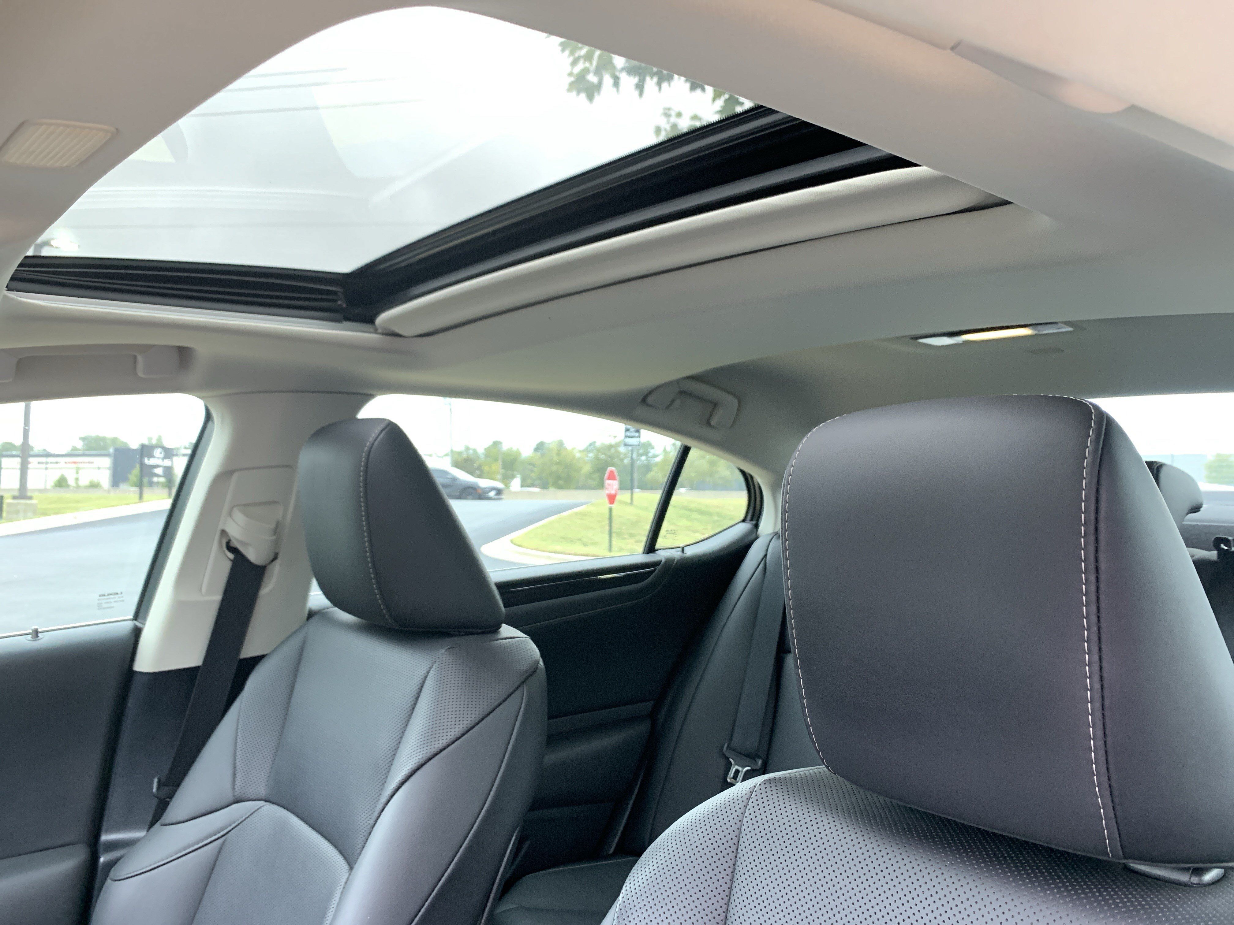 Certified 2021 Lexus ES 350 w/ Premium Package FWD image 28