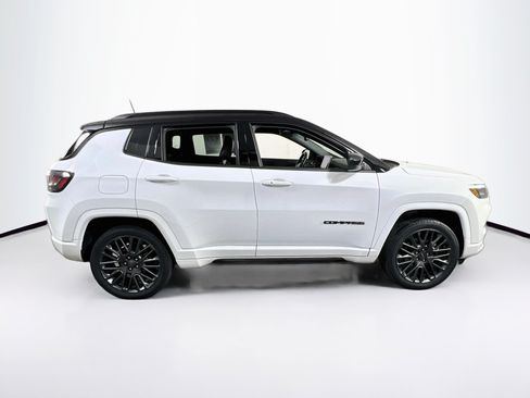 Used 2022 Jeep Compass High Altitude AWD/4WD image 4