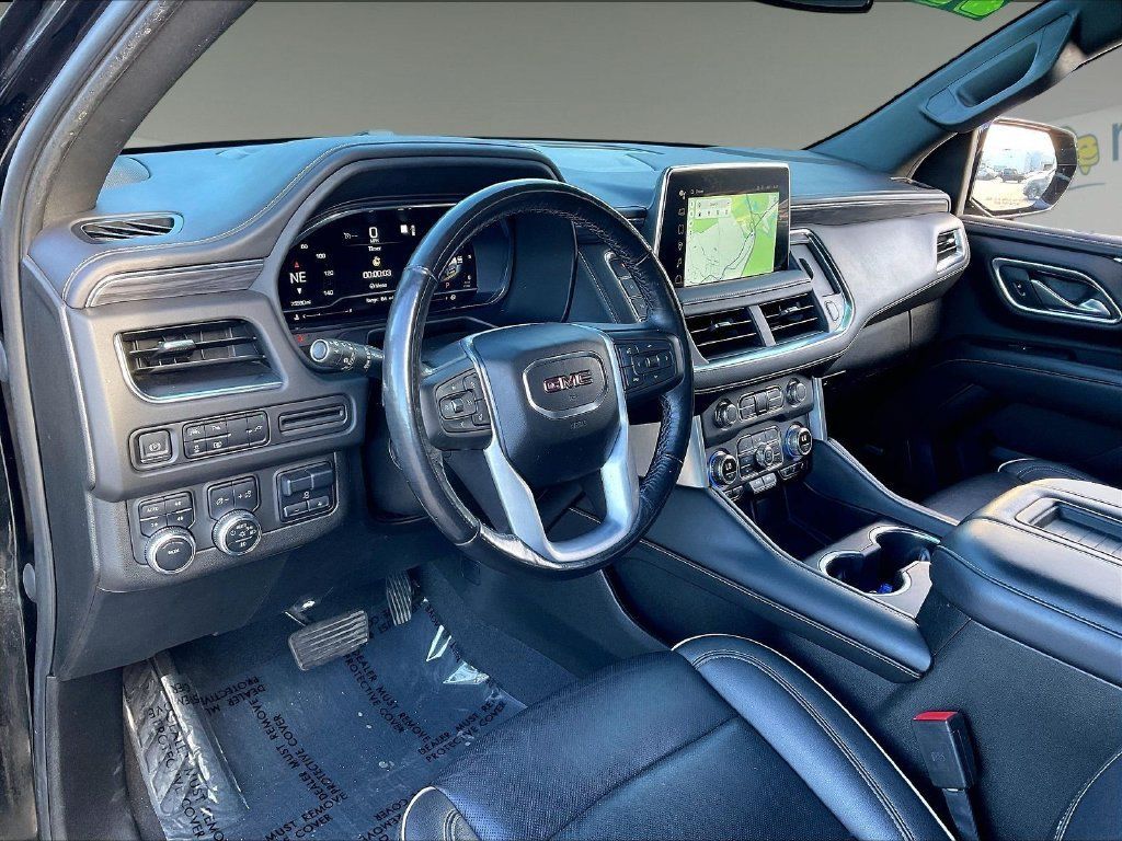Used 2022 GMC Yukon SLT w/ SLT Premium Package AWD/4WD image 8