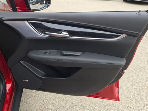 New 2025 Cadillac XT5 Premium Luxury image 6