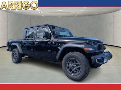 New 2026 Jeep Gladiator Sport