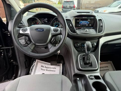 Used 2013 Ford Escape SE AWD/4WD image 16