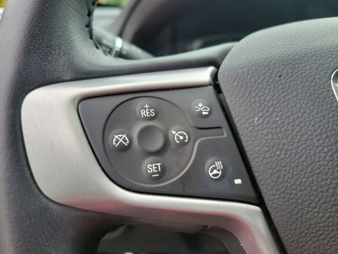 Used 2022 GMC Terrain SLT w/ Infotainment Package II FWD image 25