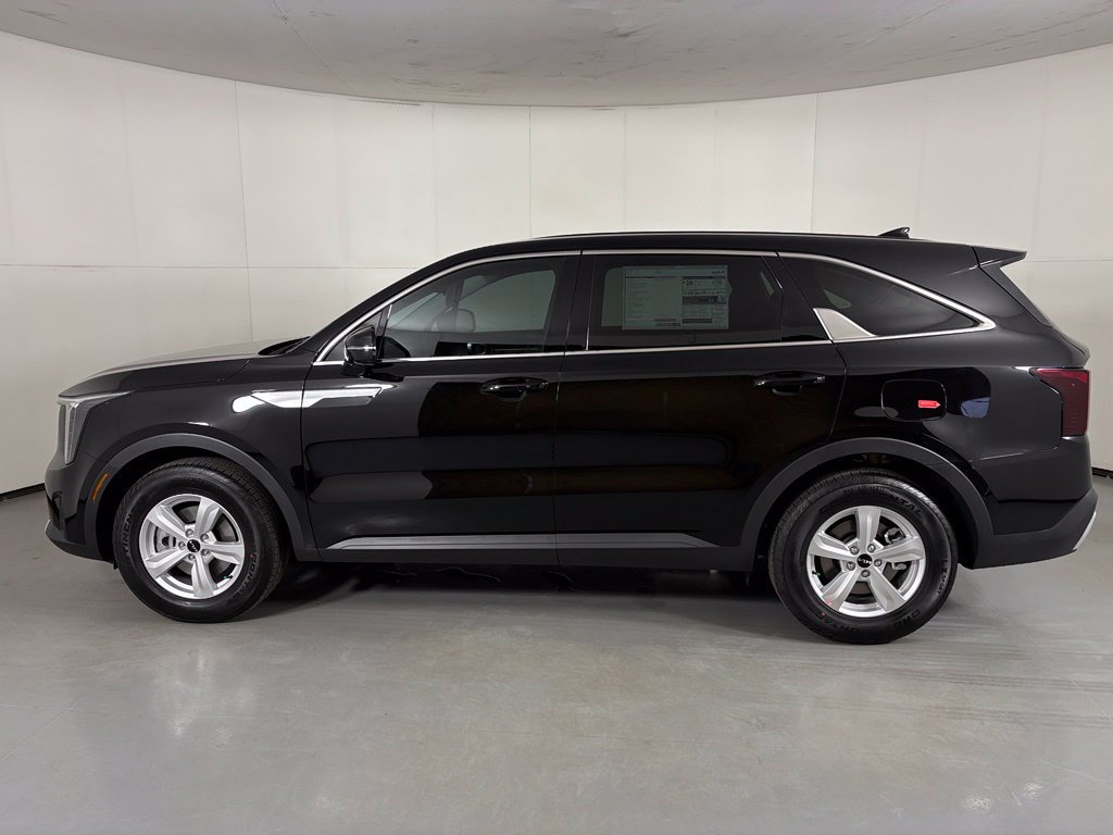 New 2026 Kia Sorento LX FWD image 5