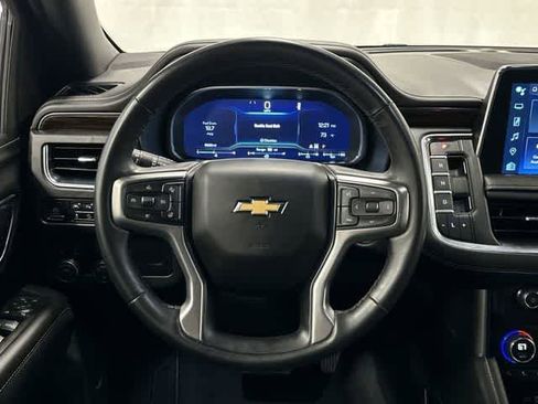 Used 2023 Chevrolet Suburban Premier AWD/4WD image 15