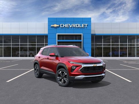 New 2026 Chevrolet TrailBlazer LT w/ Convenience Package image 2