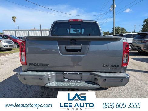 Used 2019 Nissan Frontier SV w/ Value Truck Package AWD/4WD image 4