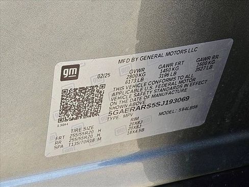 Used 2025 Buick Enclave Preferred FWD image 26