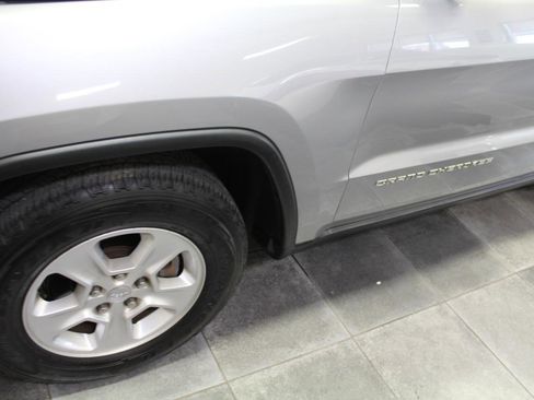 Used 2014 Jeep Grand Cherokee Laredo image 30
