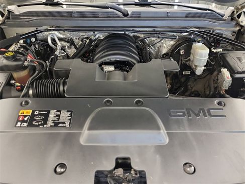 Used 2015 GMC Yukon XL Denali w/ Premium Package image 20