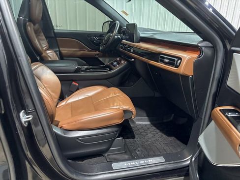 Used 2022 Lincoln Aviator Reserve w/ Equipment Group 201A image 30