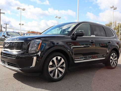 Used 2022 Kia Telluride S image 7