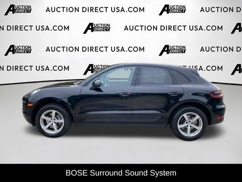 Used 2018 Porsche Macan AWD/4WD image 3
