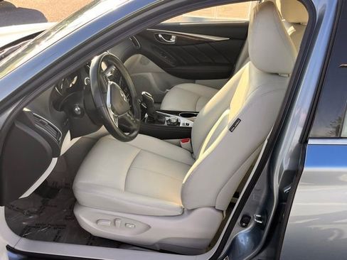 Certified 2019 INFINITI Q50 Luxe w/ Essential Package (3.0T Luxe) image 9