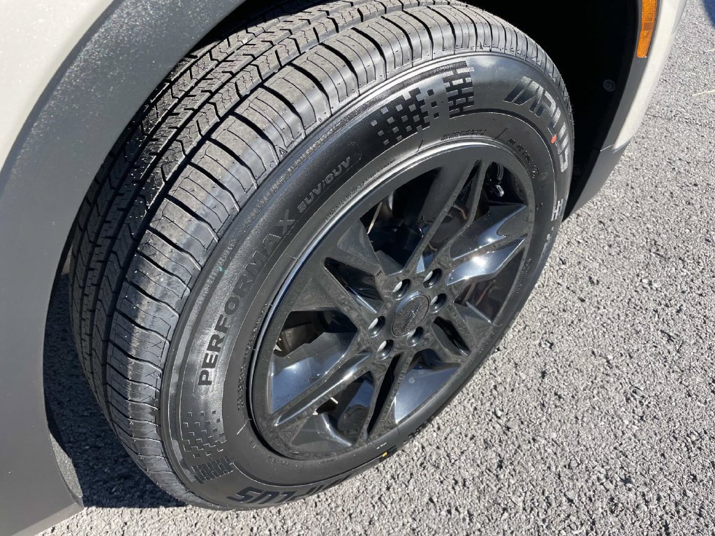 Used 2021 Chevrolet Blazer LT FWD image 31