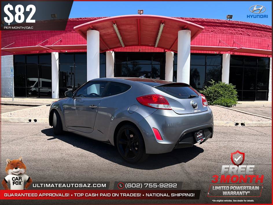 Used 2015 Hyundai Veloster FWD image 4