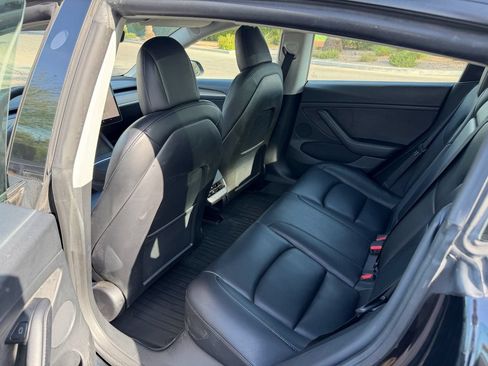 Used 2023 Tesla Model 3 Standard Range RWD image 9