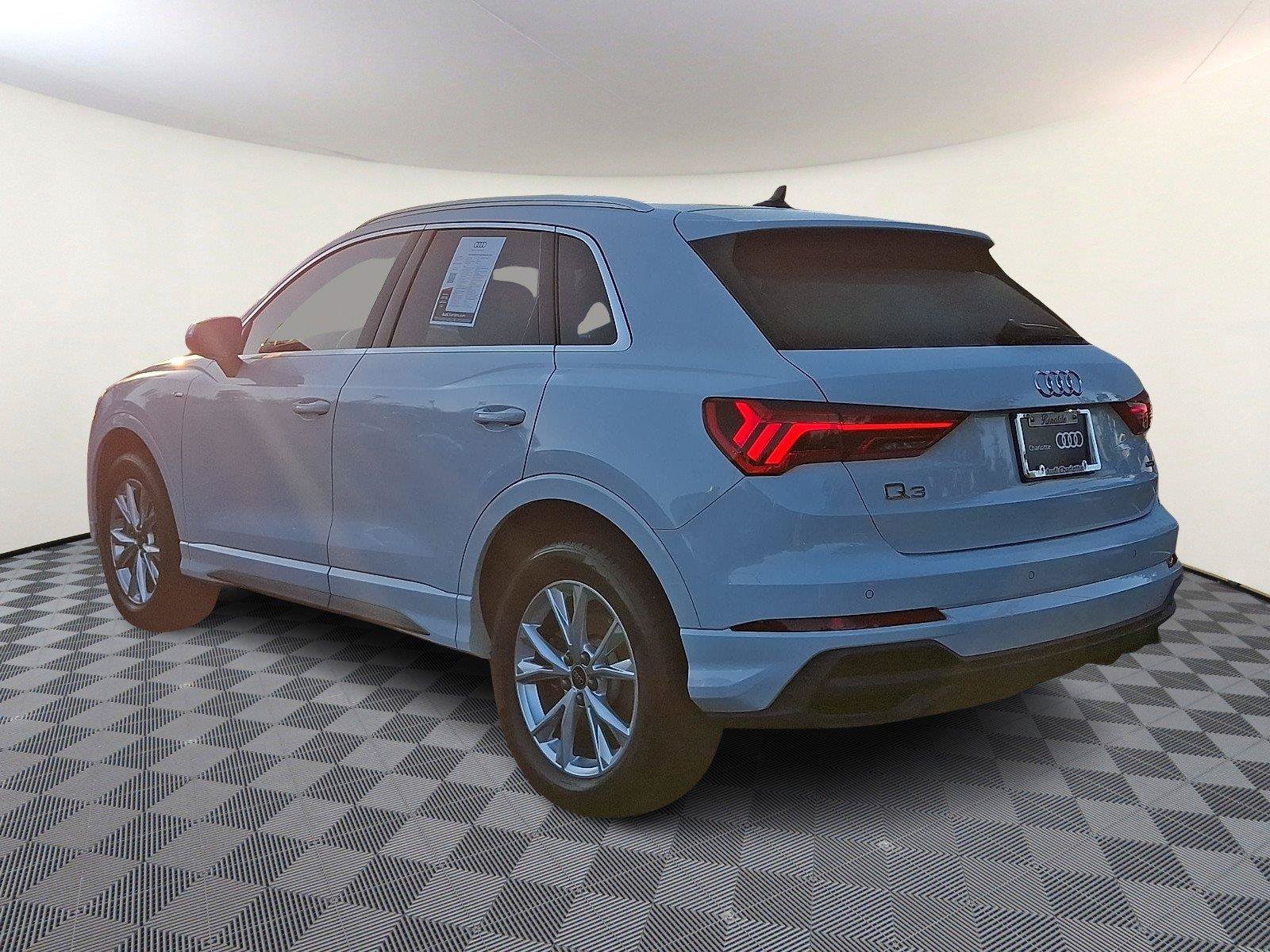 Used 2024 Audi Q3 2.0T Premium Plus w/ Premium Plus Package AWD/4WD image 4