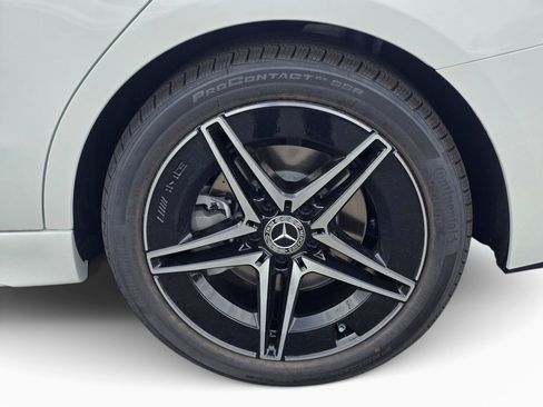 New 2026 Mercedes-Benz C 300 4MATIC Sedan image 19