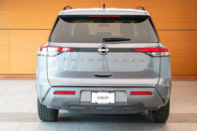 Used 2026 Nissan Pathfinder SL AWD/4WD image 7