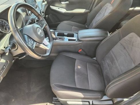Used 2025 Nissan Sentra SR FWD image 12