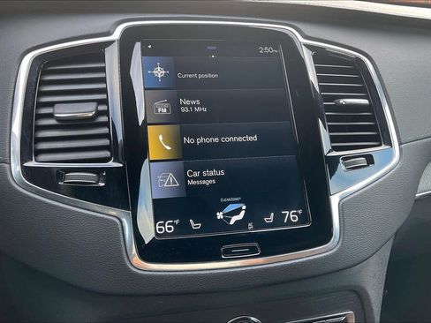 Used 2022 Volvo XC90 T8 Inscription w/ Advanced Package image 39