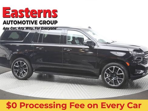 Used 2022 Chevrolet Suburban RST w/ Luxury Package AWD/4WD image 50
