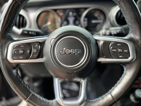 Used 2023 Jeep Wrangler Unlimited Rubicon 4xe w/ Steel Bumper Group AWD/4WD image 14