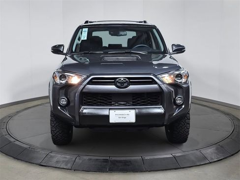 Used 2022 Toyota 4Runner TRD Off-Road Premium image 10