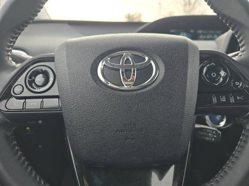 Used 2021 Toyota Prius Prime XLE image 29