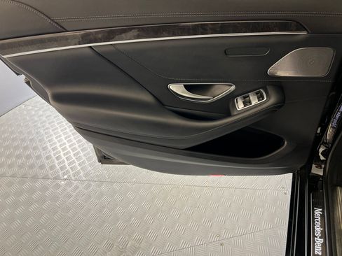Used 2019 Mercedes-Benz S 450 Sedan image 32