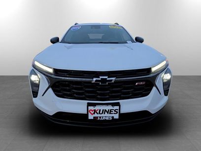 Used 2024 Chevrolet Trax RS w/ Sunroof Package