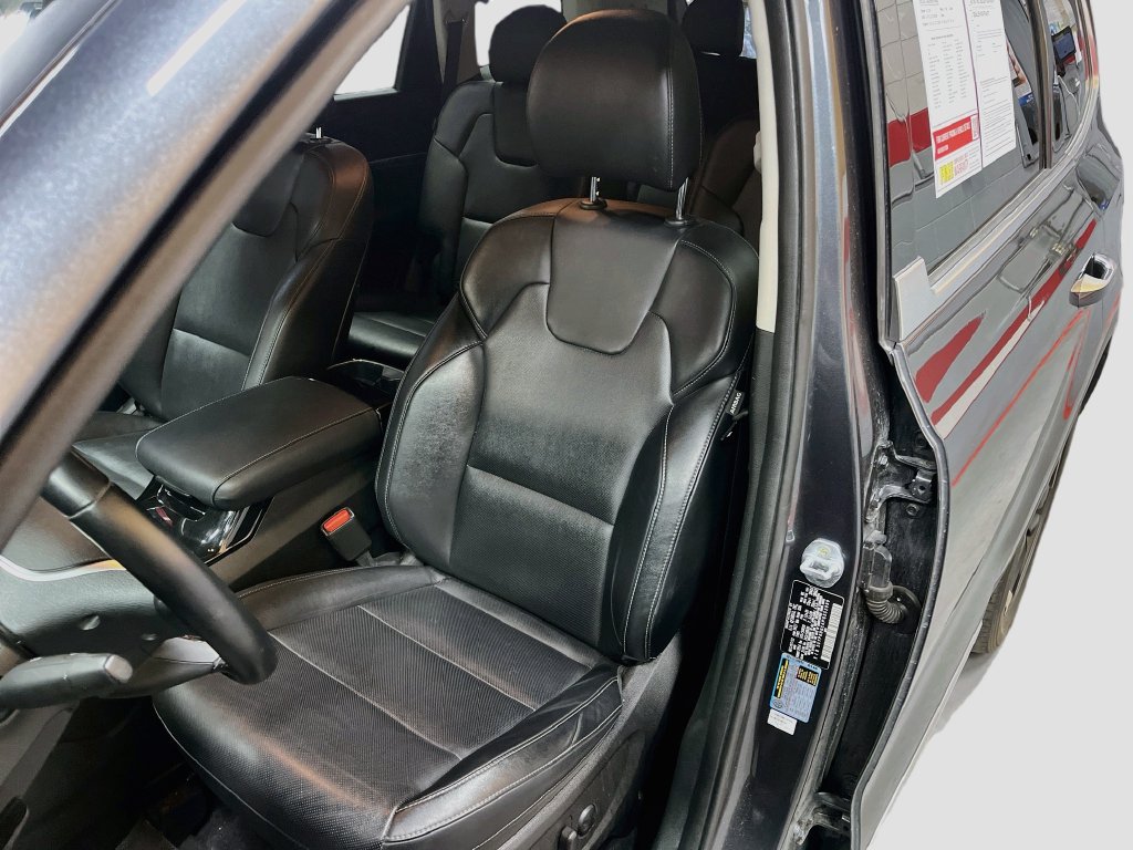 Used 2023 Kia Telluride S AWD/4WD image 19