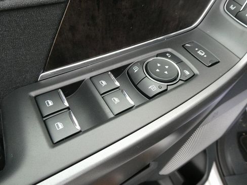 New 2026 Ford F250 Lariat image 23