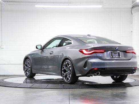 New 2026 BMW 430i Coupe w/ Parking Assistance Package RWD image 4