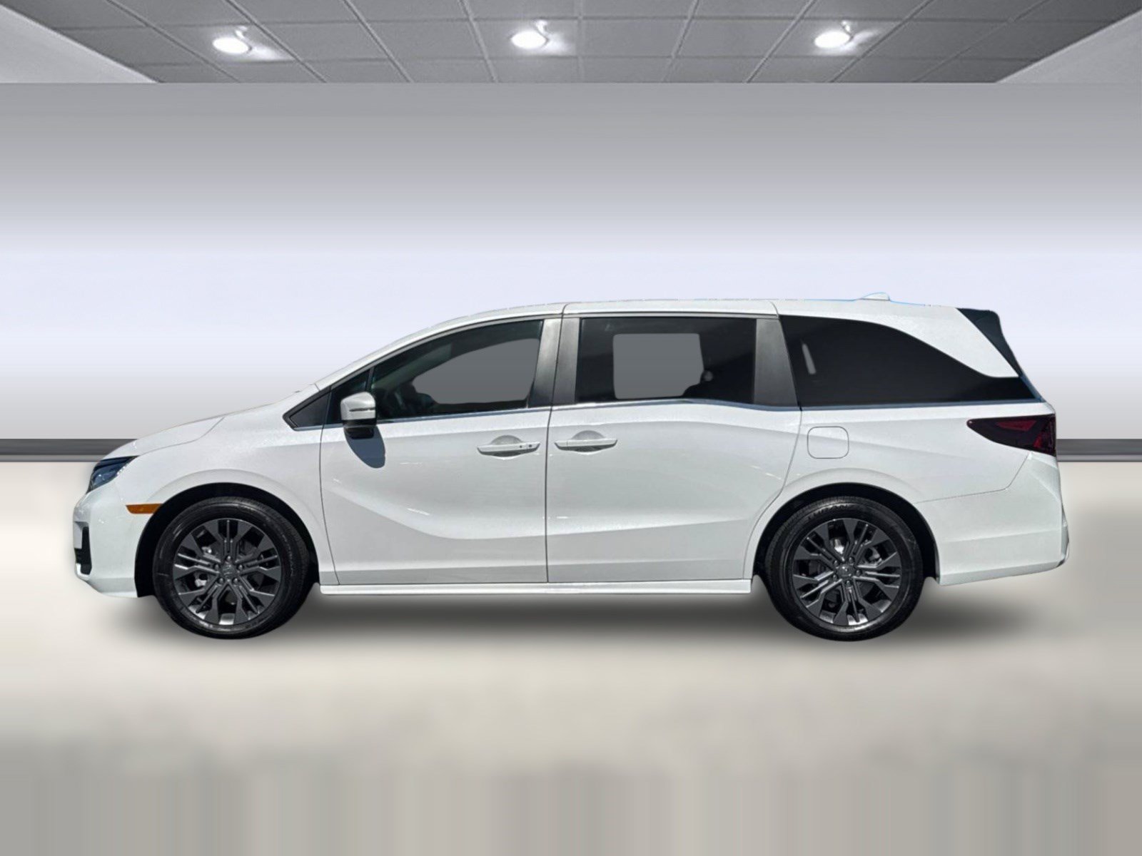 New 2027 Honda Odyssey Touring image 2