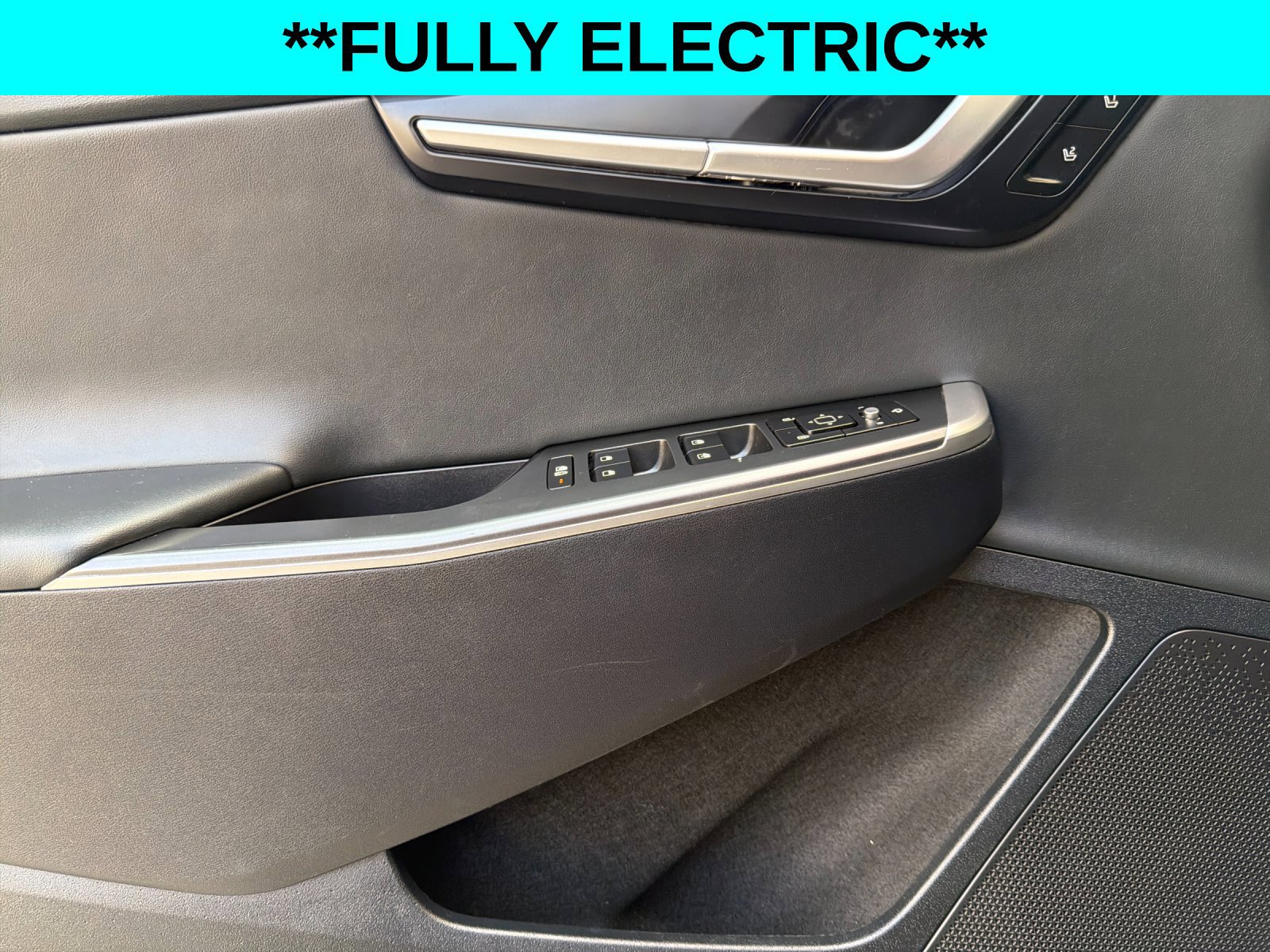 Used 2023 Kia EV6 Light RWD image 12