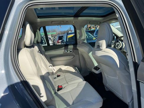 Used 2023 Volvo XC90 B6 Ultimate image 11