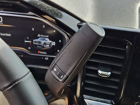 Certified 2025 GMC Sierra 1500 Elevation image 14