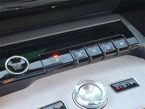 New 2025 Lincoln Navigator L Reserve w/ Jet Appearance Package image 7