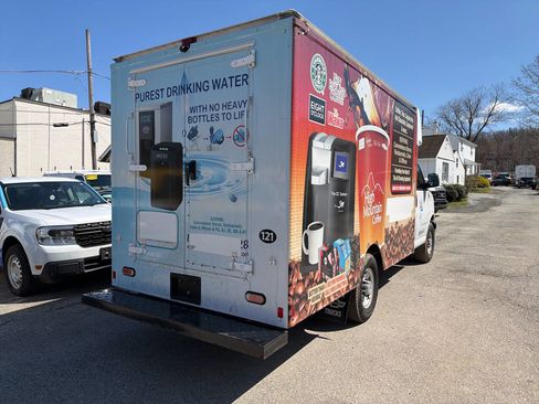 Used 2021 Chevrolet Express 3500 w/ Power Convenience Package image 11