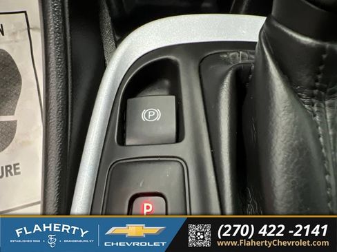 Used 2017 Chevrolet Volt LT w/ Comfort Package FWD image 29