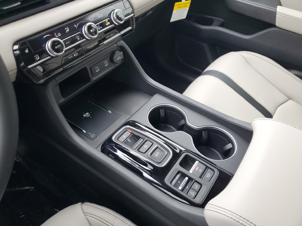 New 2026 Honda Pilot Touring image 18