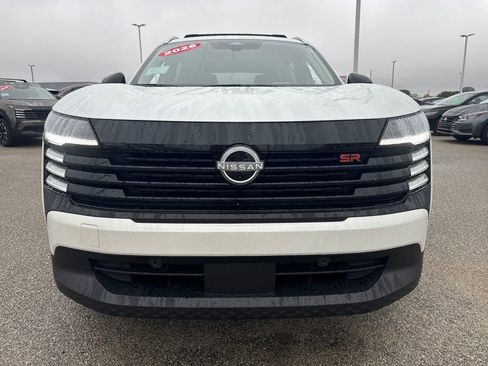 New 2026 Nissan Kicks SR w/ Cold Weather Package image 9