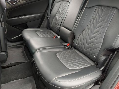 Used 2024 Kia Sportage X-Line w/ X-Line Premium Package AWD/4WD image 21