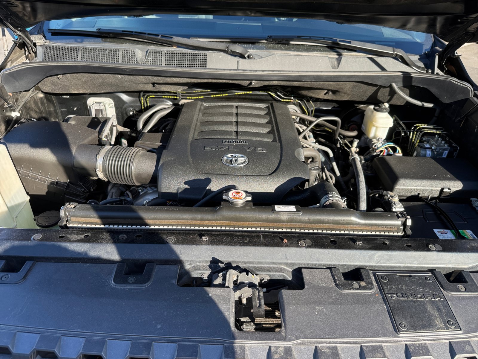 Used 2019 Toyota Tundra SR5 w/ TRD Off Road Package AWD/4WD image 20