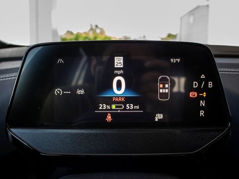 New 2025 Volkswagen ID.4 Pro S Plus image 37