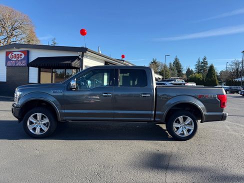 Used 2018 Ford F150 Platinum w/ Equipment Group 701A Luxury AWD/4WD image 3